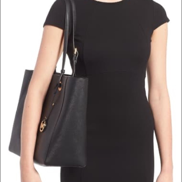 Michael Kors Walsh Carryall Tote Purse Bag - Picture 14 of 14